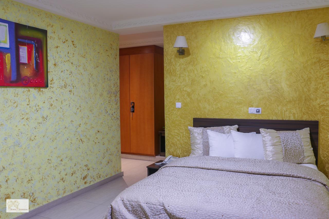Noubou International Hotel ดูอาลา ภายนอก รูปภาพ