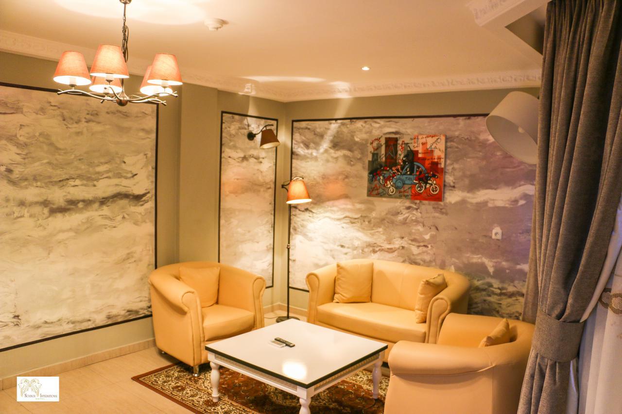 Noubou International Hotel ดูอาลา ภายนอก รูปภาพ